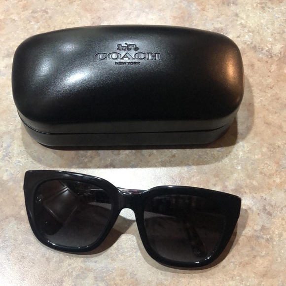Coach sunglasses - Picture 2 of 8